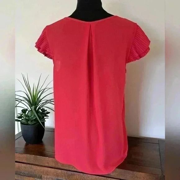❤️ Banana Republic Factory Red Short Sleeved Petite Blouse  Women's Size Medium - Picture 7 of 11